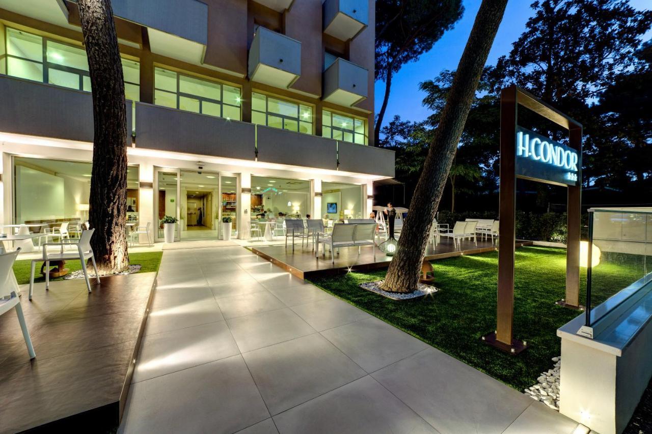 Hotel Condor Milano Marittima Bagian luar foto