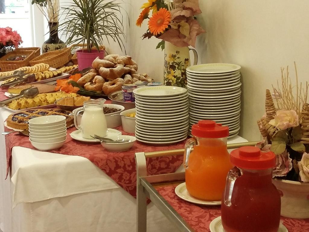 Hotel Condor Milano Marittima Bagian luar foto