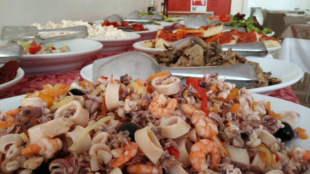Hotel Condor Milano Marittima Bagian luar foto