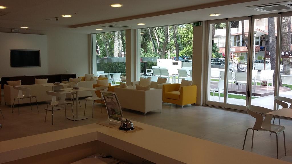 Hotel Condor Milano Marittima Bagian luar foto