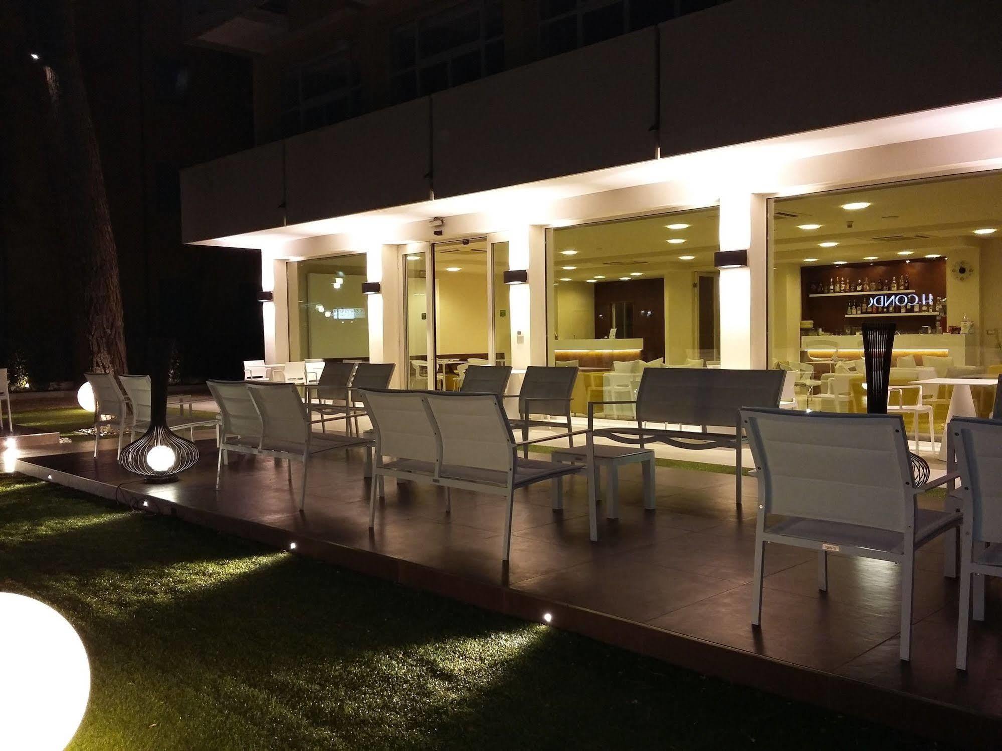 Hotel Condor Milano Marittima Bagian luar foto